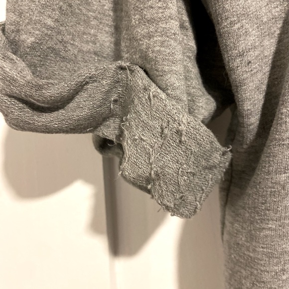 H&M bejewelled short sleeve sweater - Picture 5 of 5